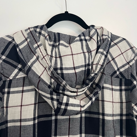 TNA Plaid Flannel with Hoodie - Picture 7 of 9